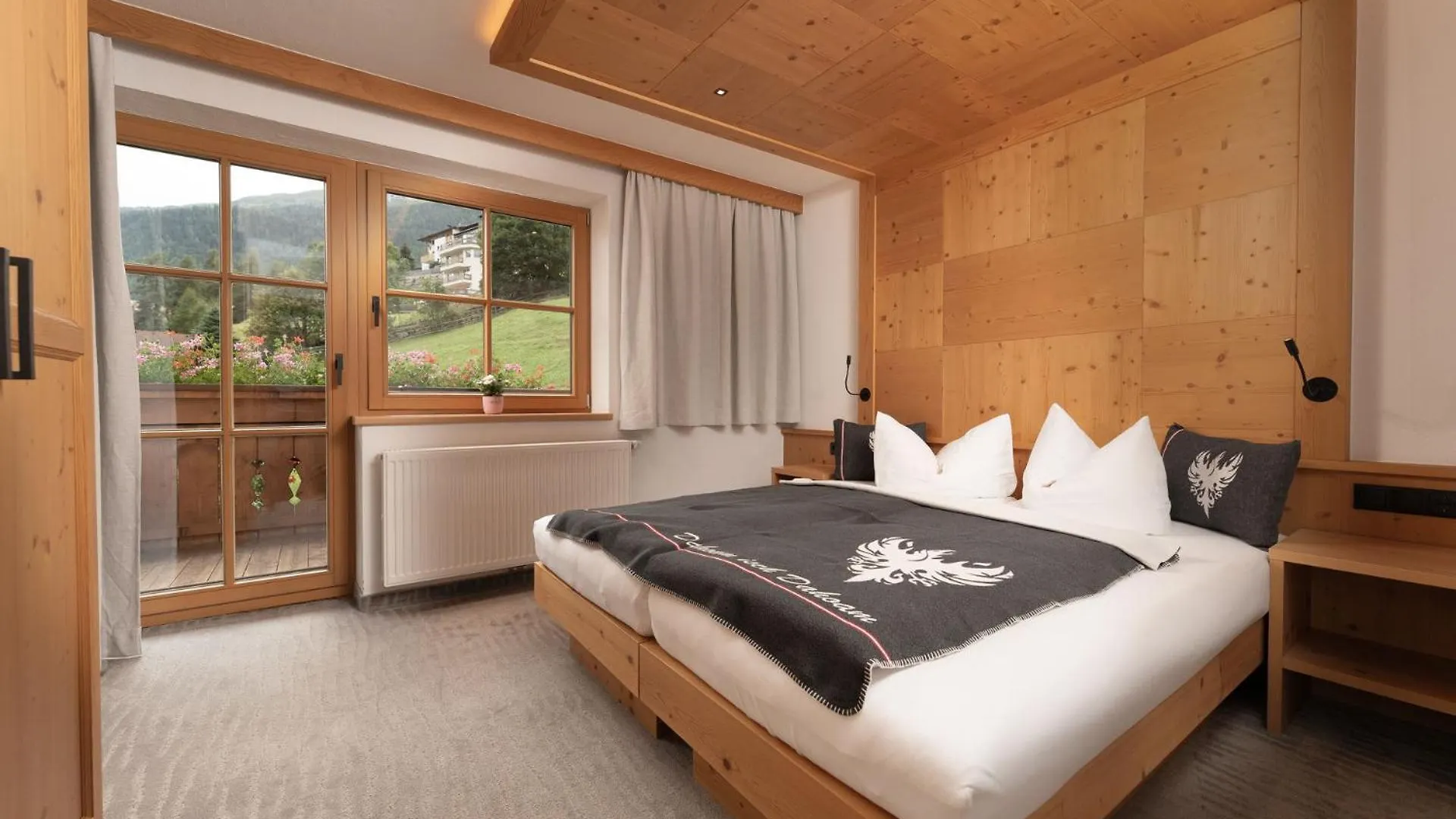 Berghof Soelden - Anno 1588 Apartment Austria